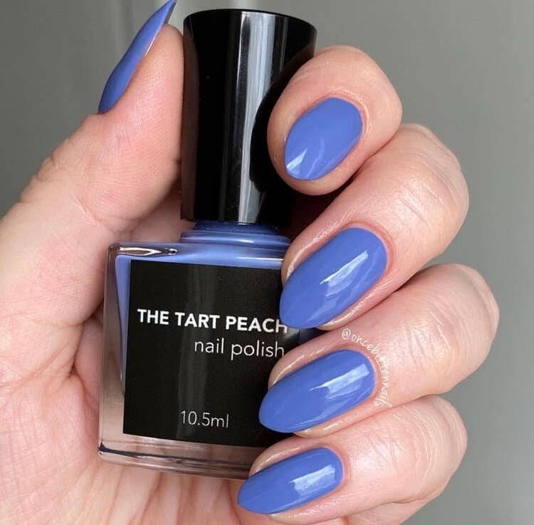 Bubblegum color nail polish