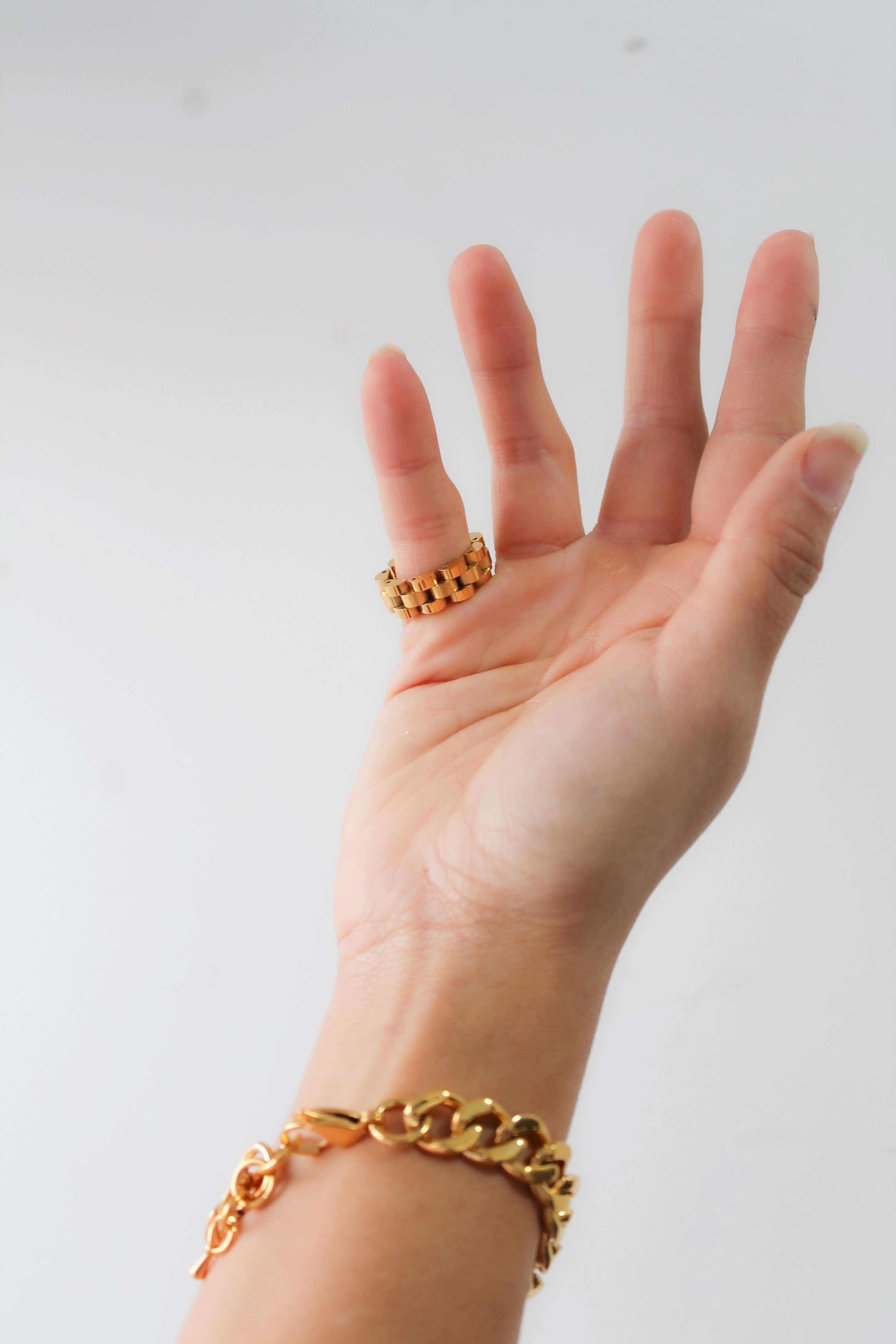 The Captain Watchband Ring: 7 - FORM + CONTENT