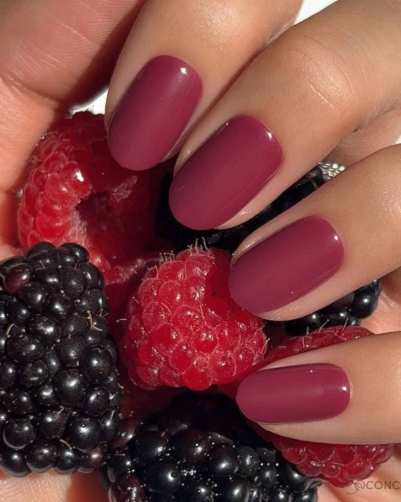 Berry Maroon Glamnetic Nails