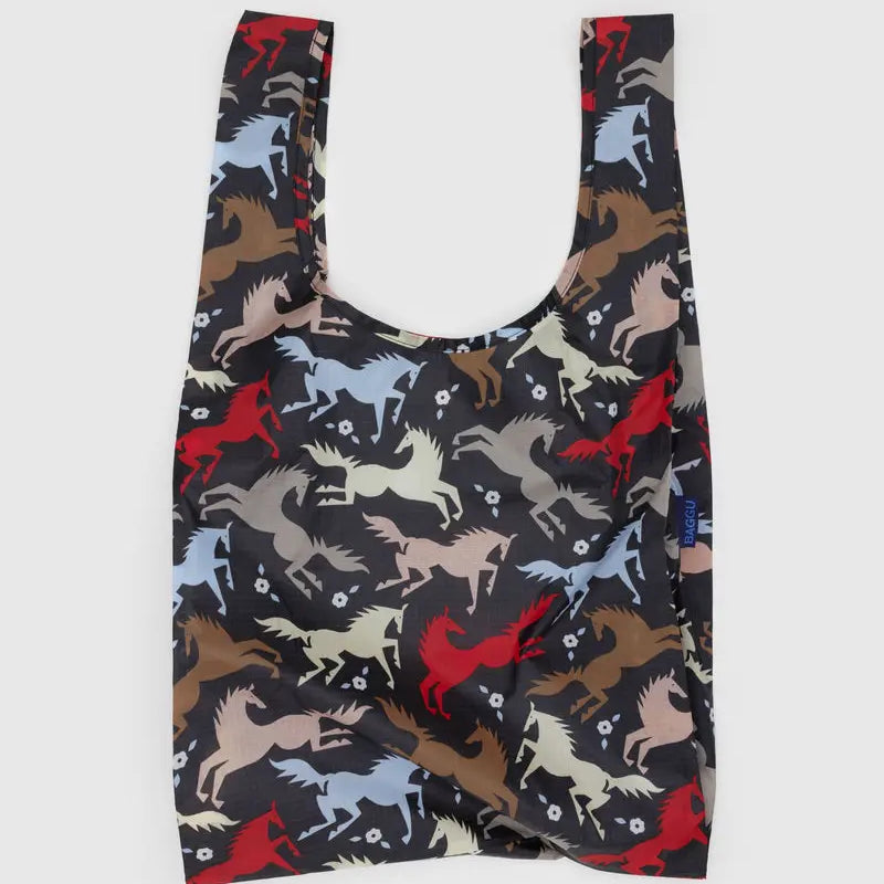 BAGGU Big Bag Reusable bag with horse pattern on a black background