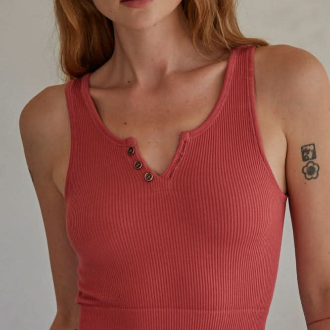 Day Dream Button Croped Tank Top - FORM + CONTENT