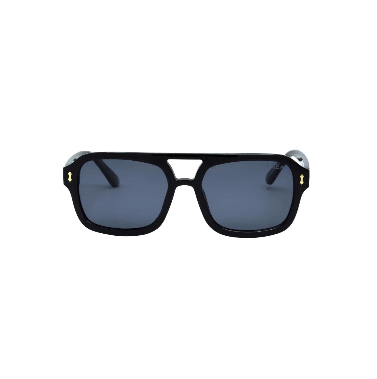 Black sunglasses with smoke polarized lens