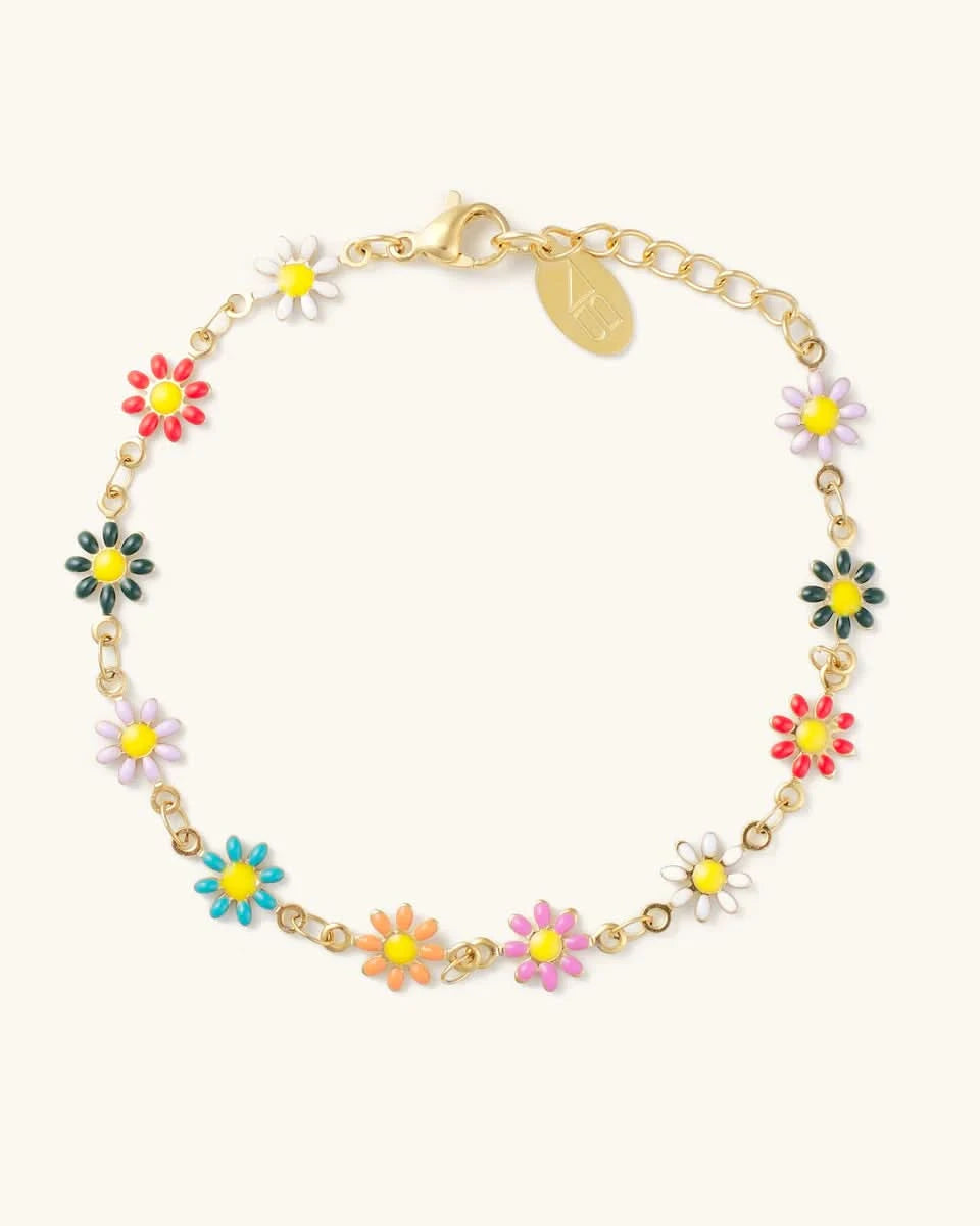 Nikki Smith - 14k Gold Daisy Bracelet - FORM + CONTENT