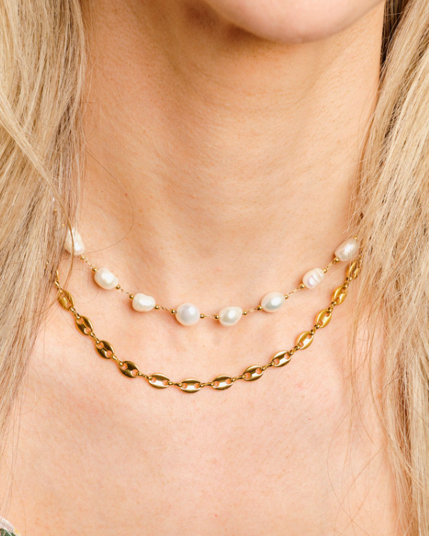 Woman wearing Beautiful gold coffee bean style chain choker necklace
