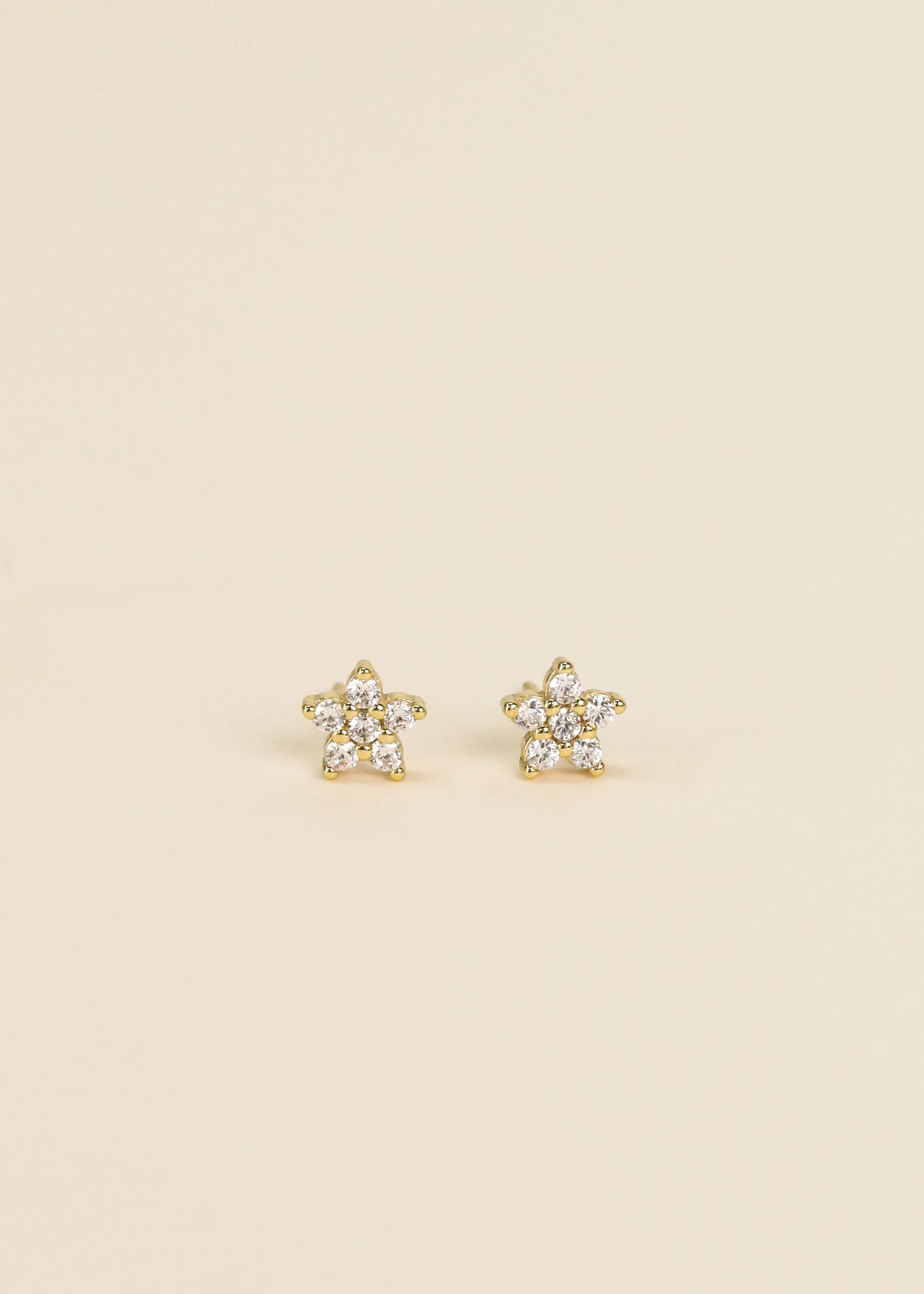 pave star stud earrings 