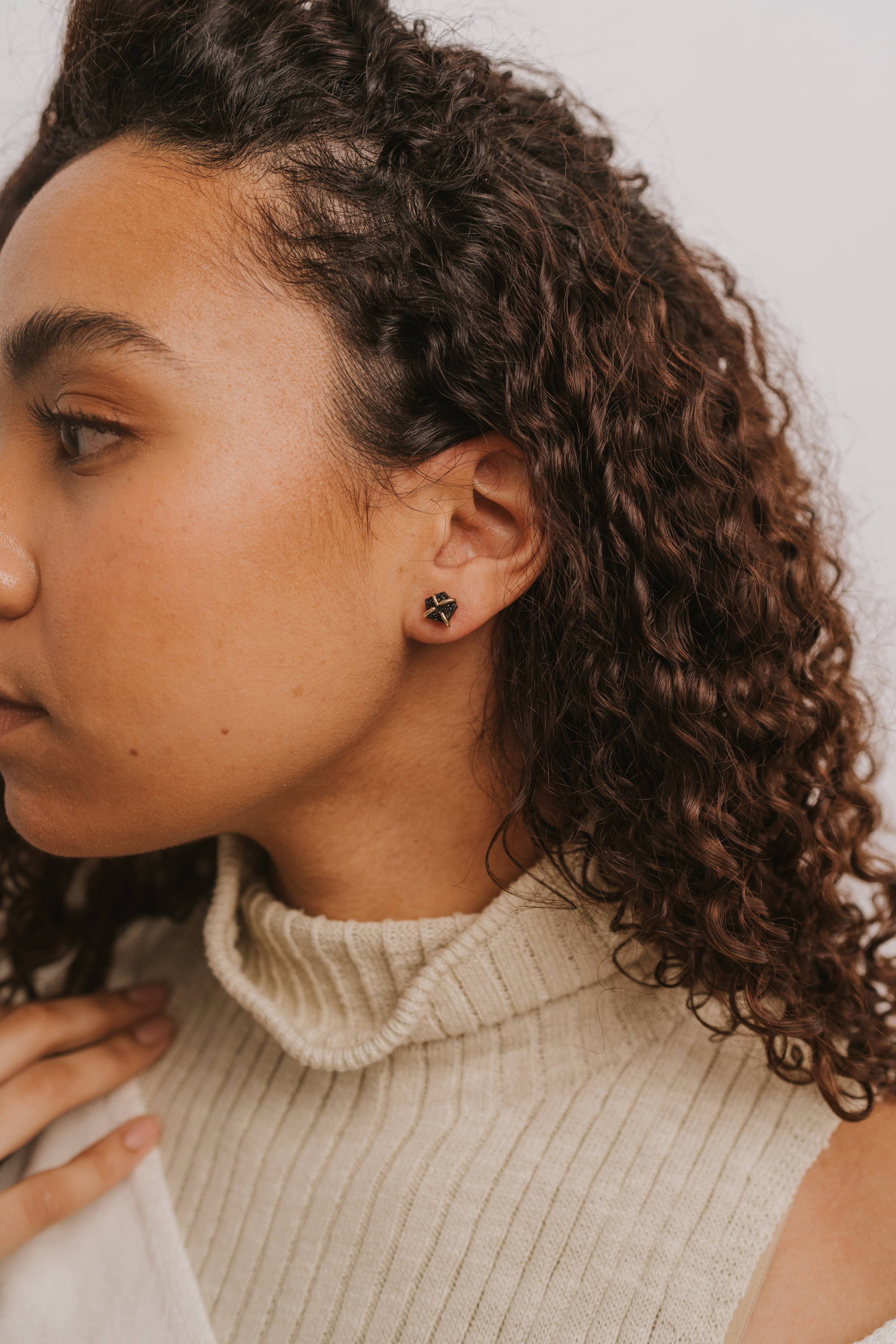 woman wearing Black Druzy Stone Prong stud Earrings