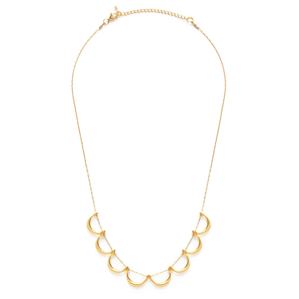 scalloped peter pan collar gold necklace 