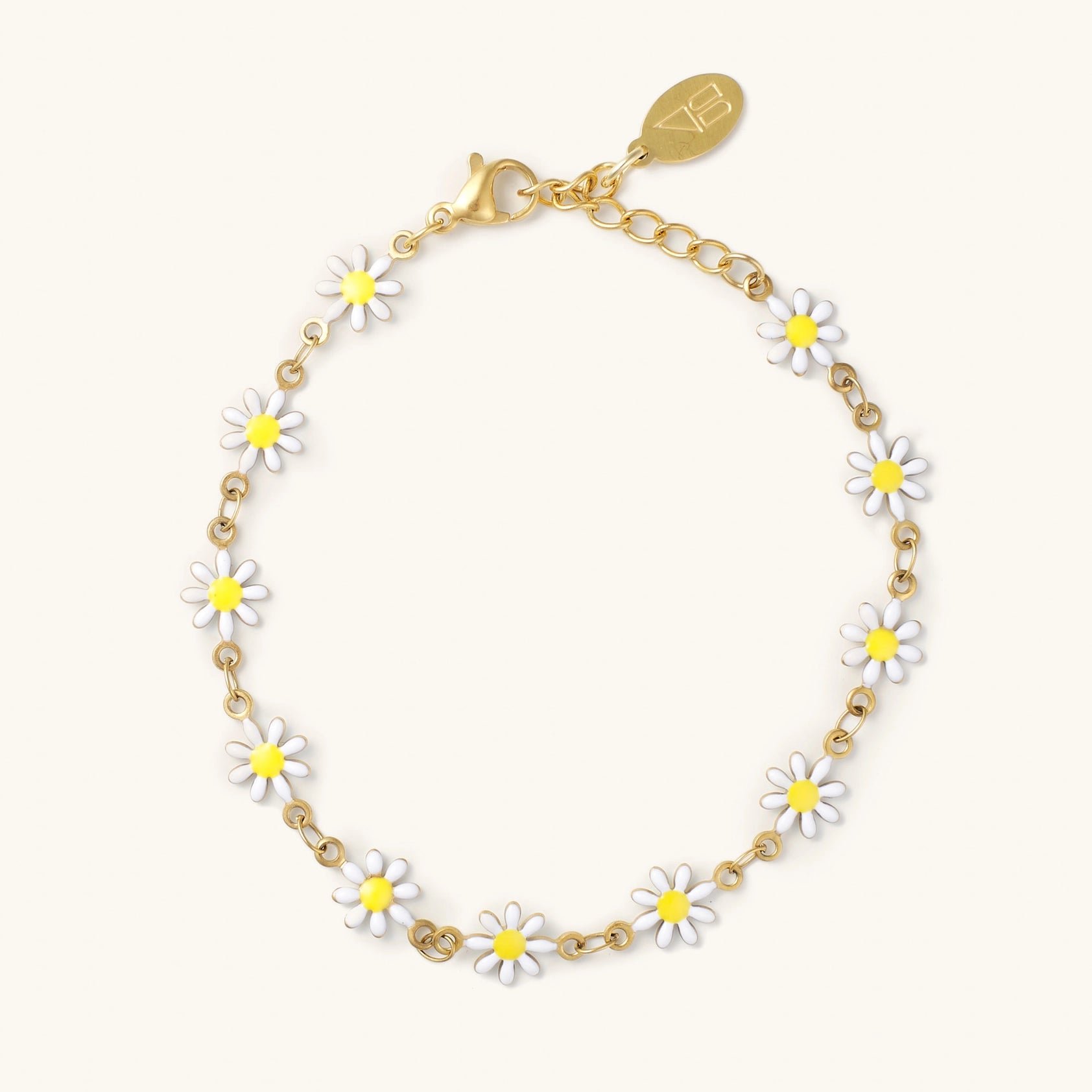 Nikki Smith - 14k Gold Daisy Bracelet - FORM + CONTENT