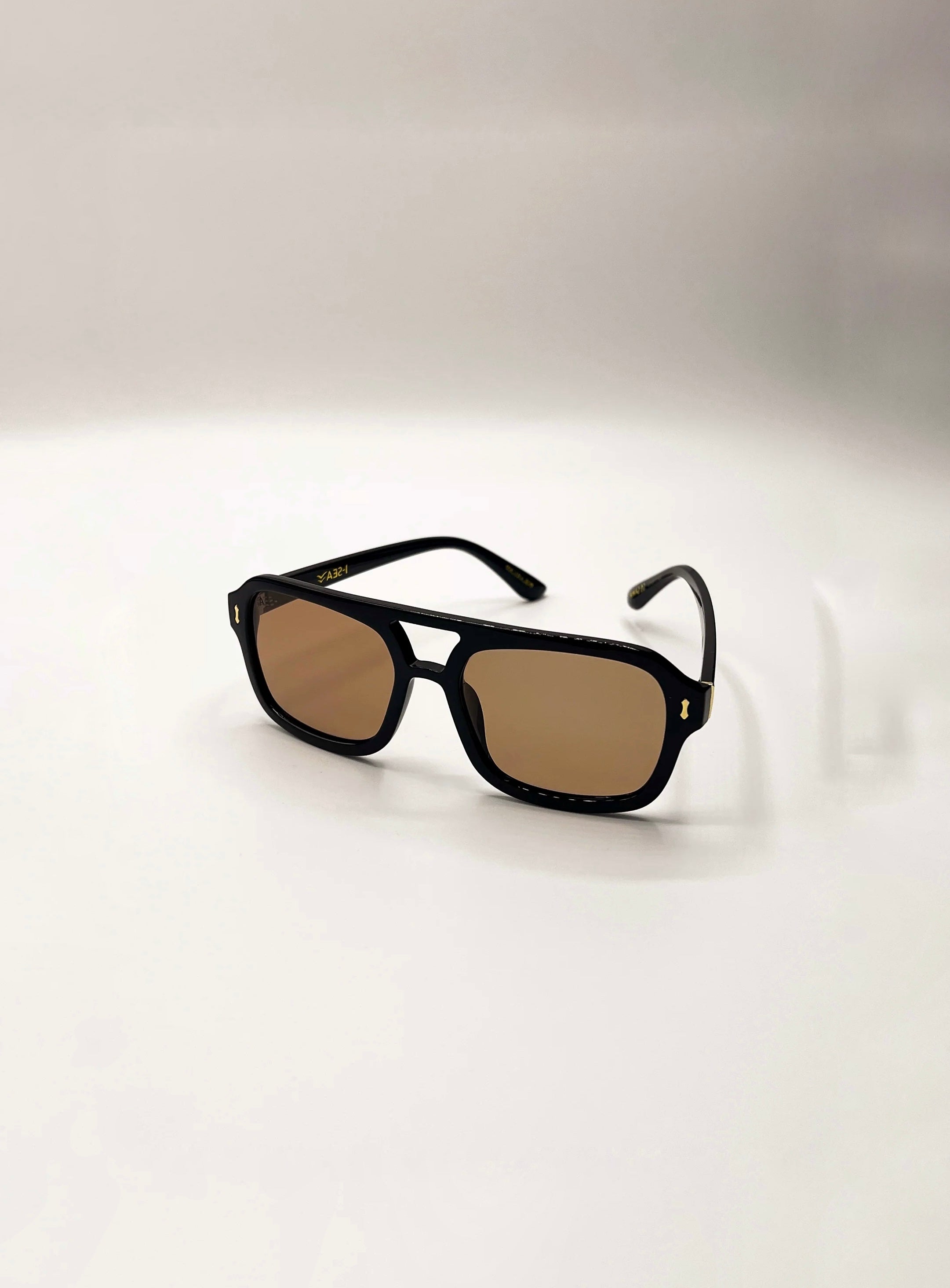 Chestnut brown Sunglasses with brown Polarized lens