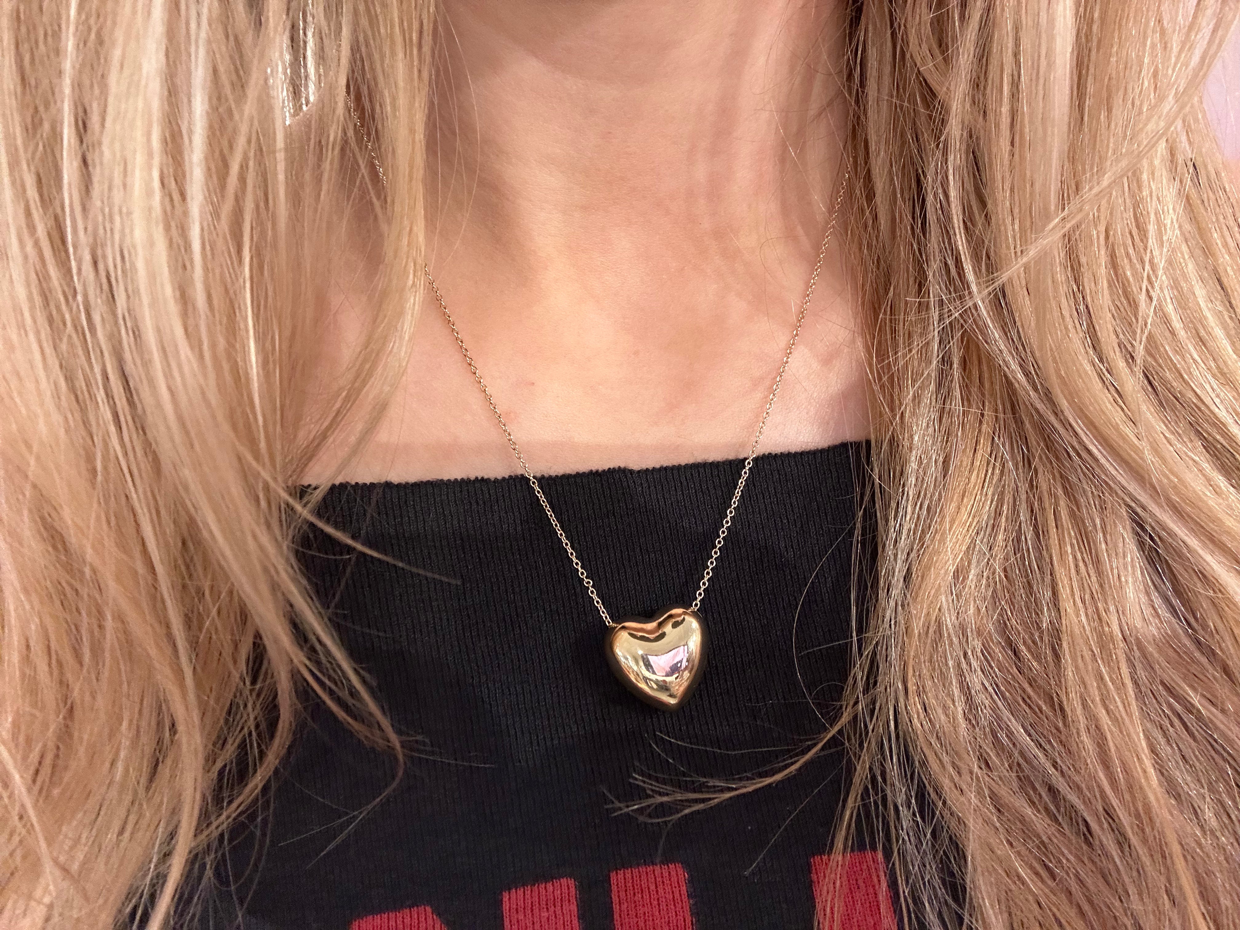 Gold puffy puffed heart necklace 