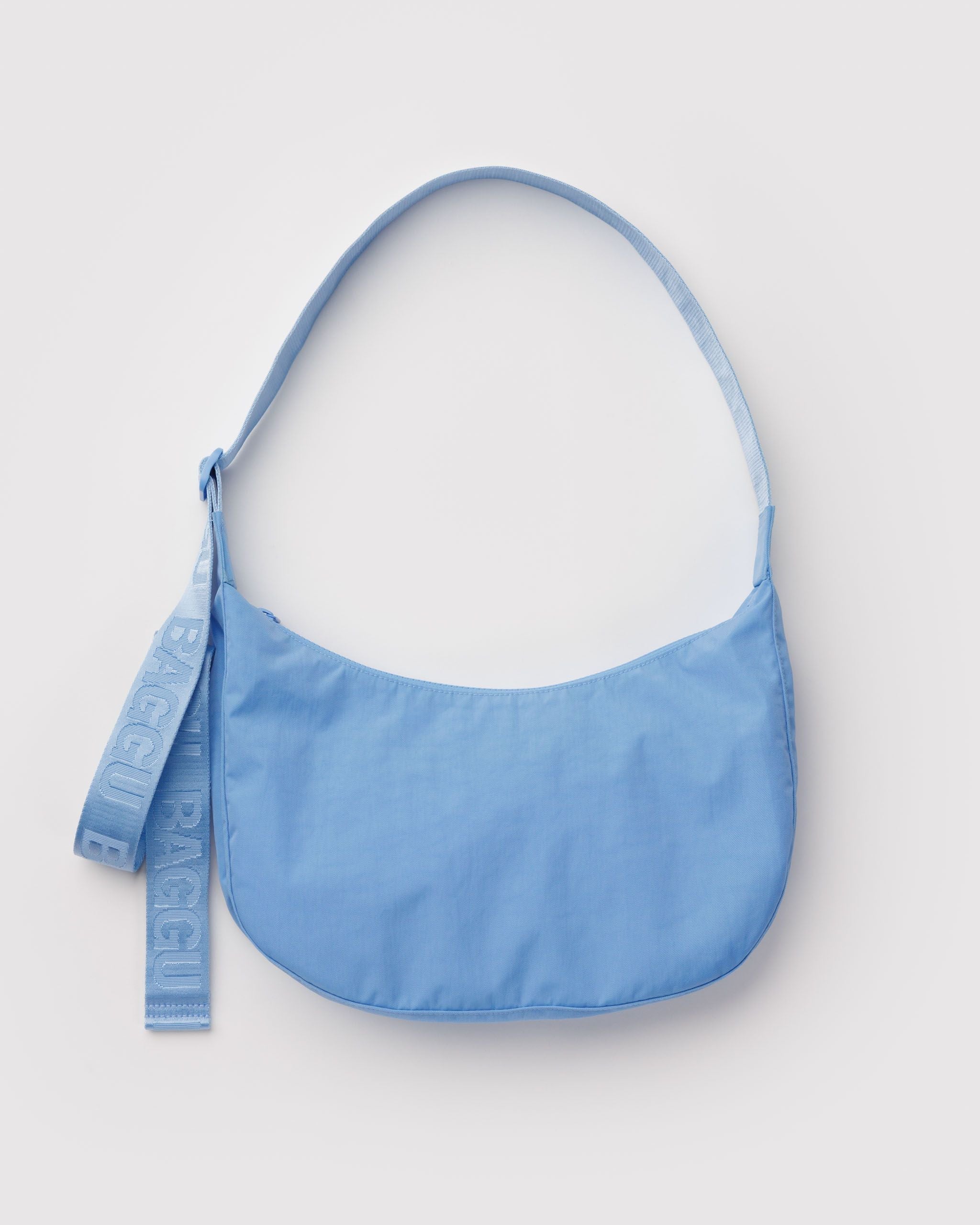 BAGGU Small Crescent Bag