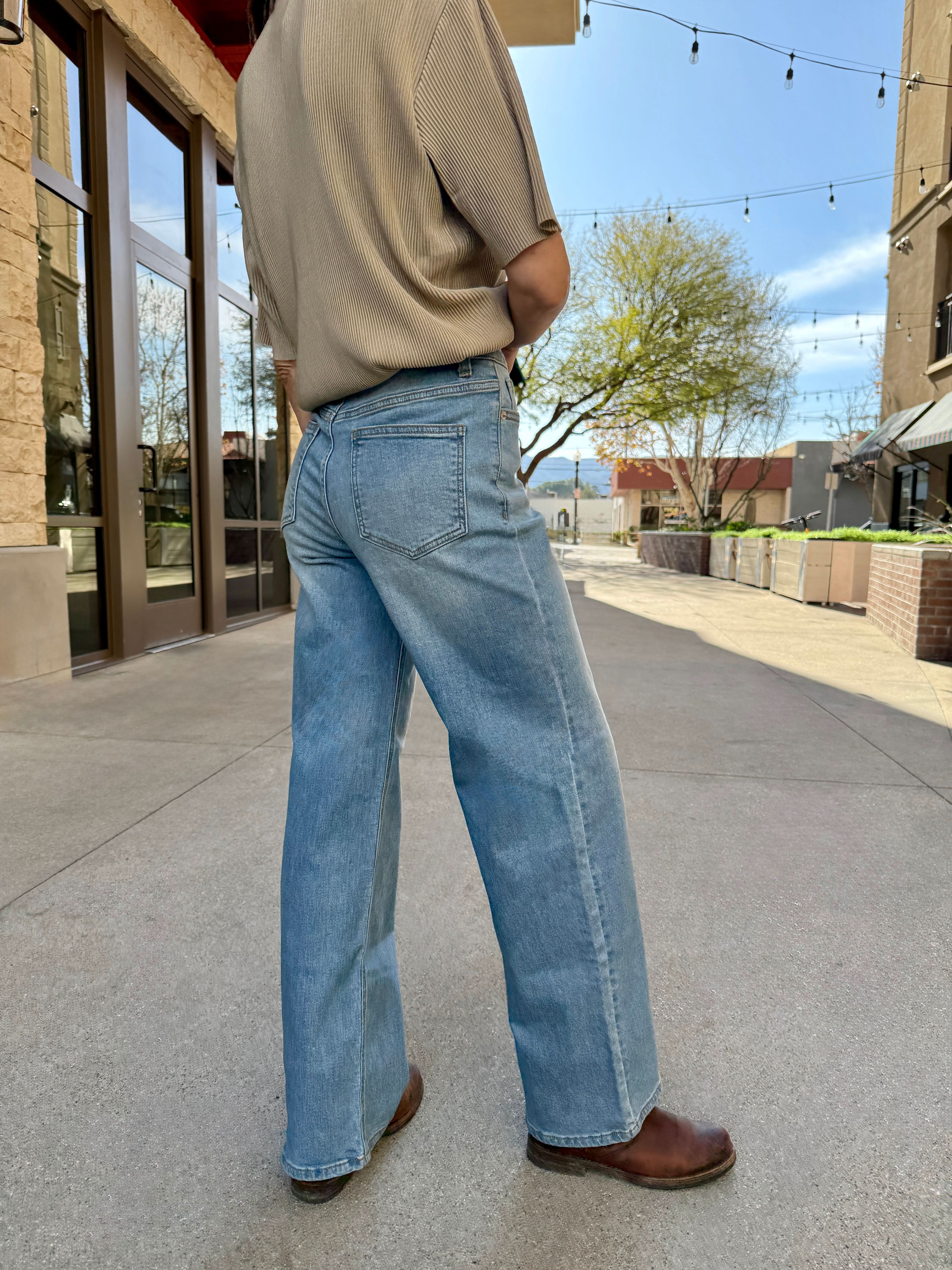 Letter to Juliet Wide Leg Jeans back sie