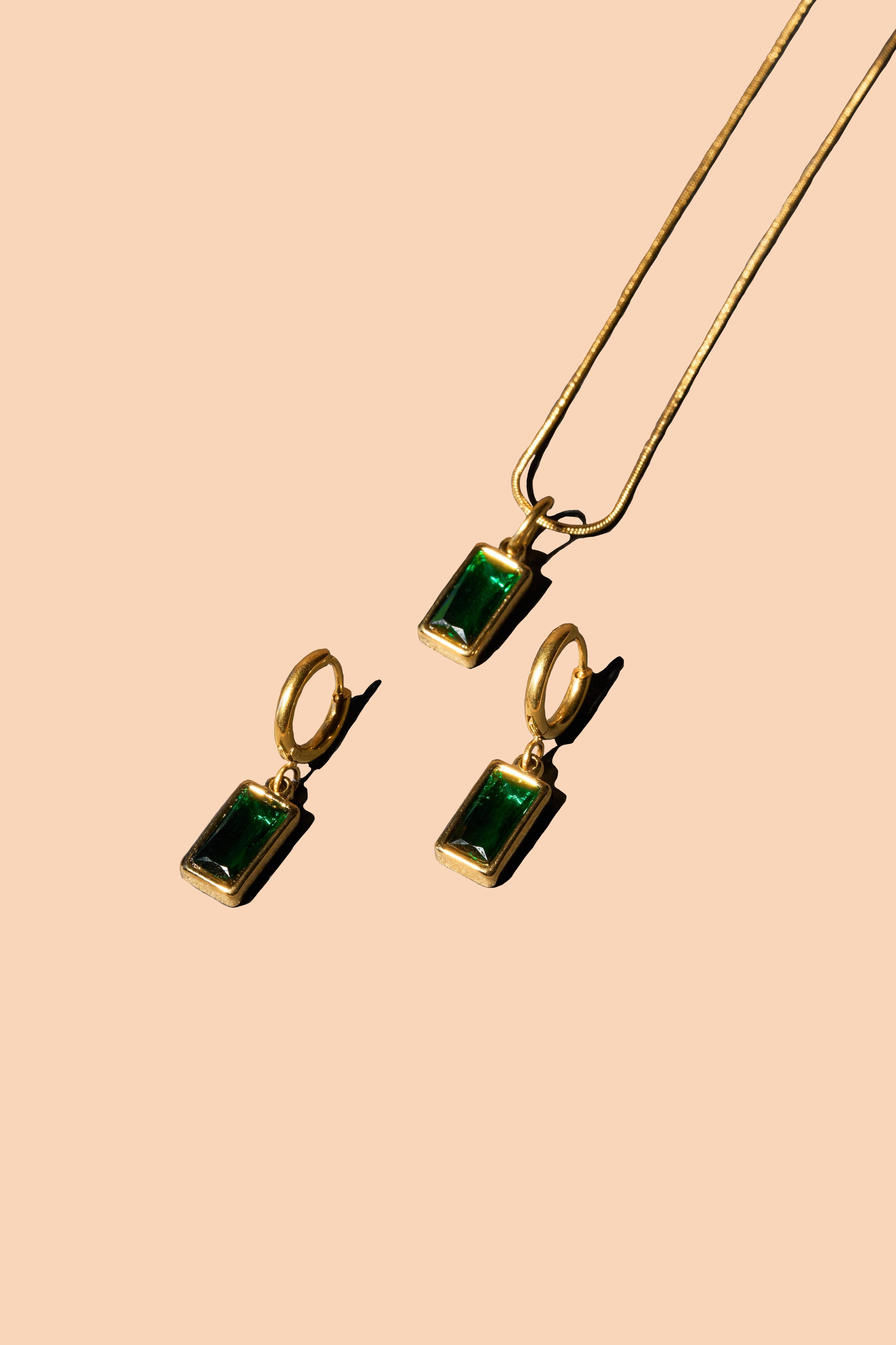 Vanessa Necklace One