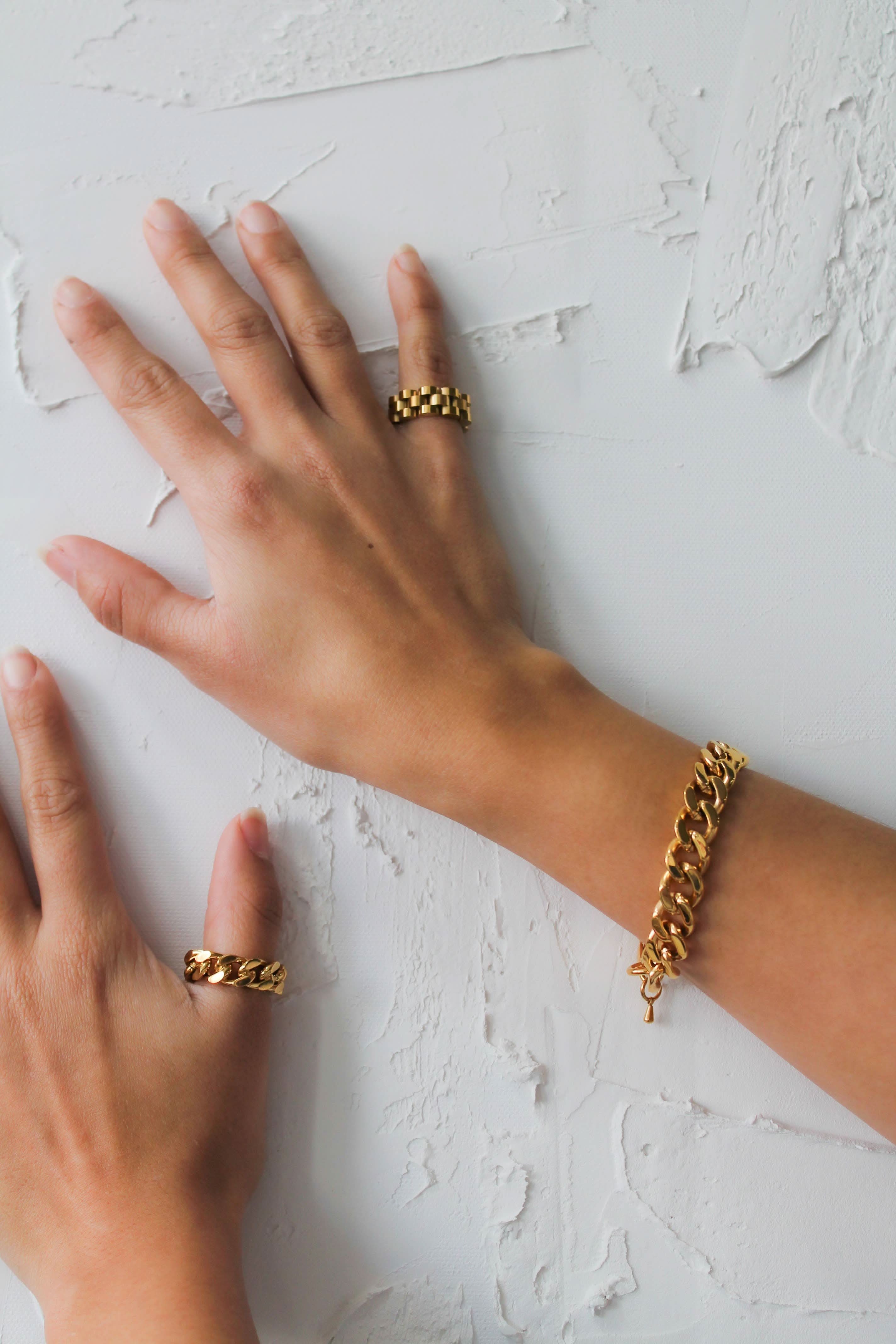 The Captain Watchband Ring: 7 - FORM + CONTENT