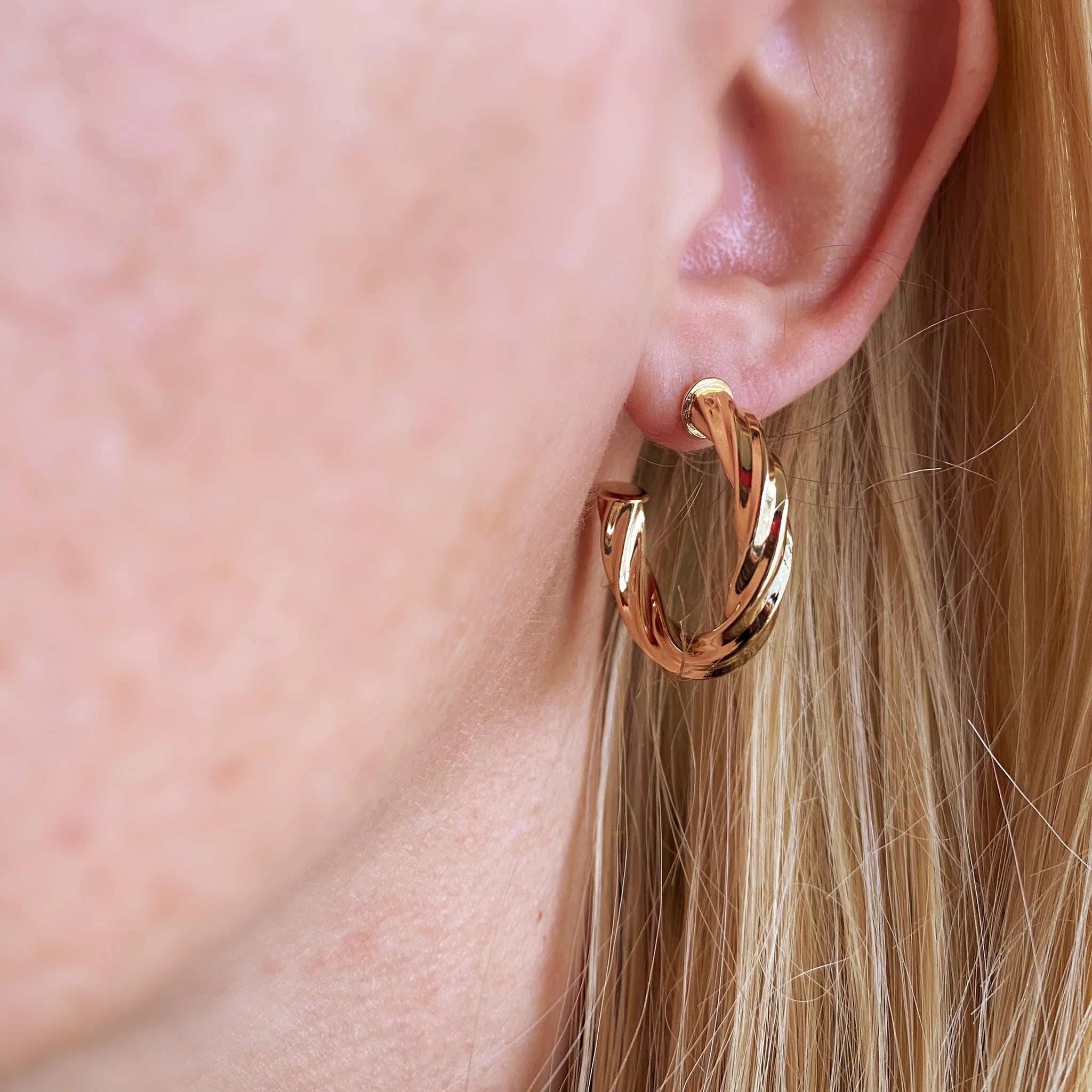 Twisted Half-Hoop Earrings - FORM + CONTENT