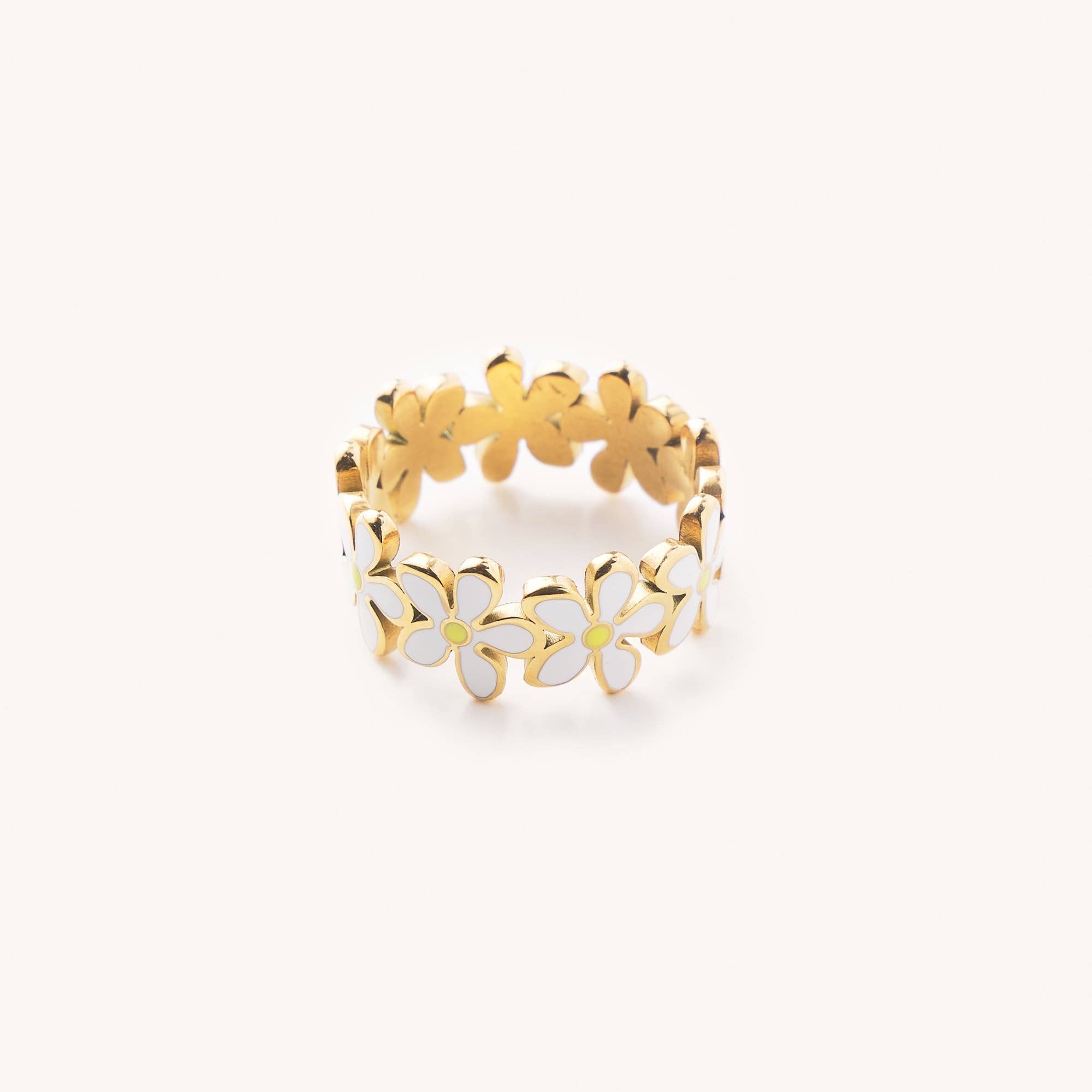 White Daisy Ring- Size 7 - FORM + CONTENT